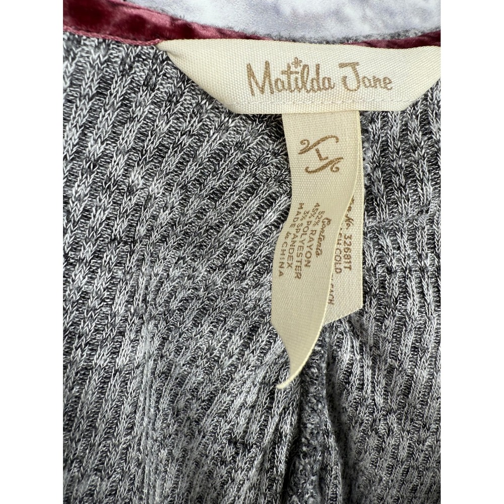 Matilda Jane Womens Gray Ribbed High Low Split Back Knit Top Size‎ Large - Picture 4 of 7